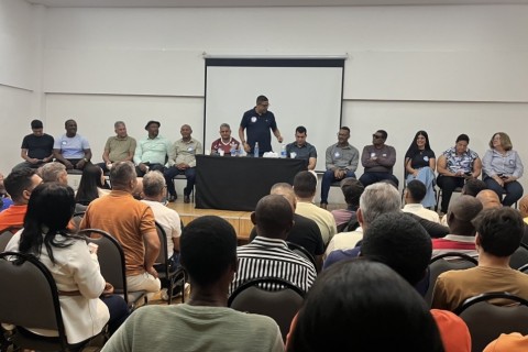 Política | Eleições 2026 | Jurandy Carvalho desiste de disputar vaga na Assembleia Legislativa e anuncia apoio a Pastor Tom