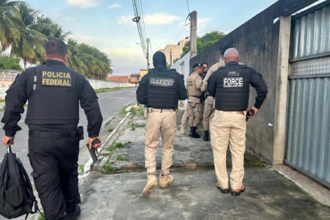 Polícia / Operação / Polícia Federal deflagra operação contra organização criminosa em Feira de Santana