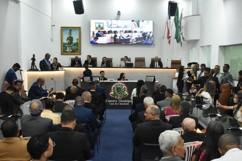 Homenagem | Radialista | Câmara de Feira de Santana celebra o Dia do Radialista com sessão solene e homenagens