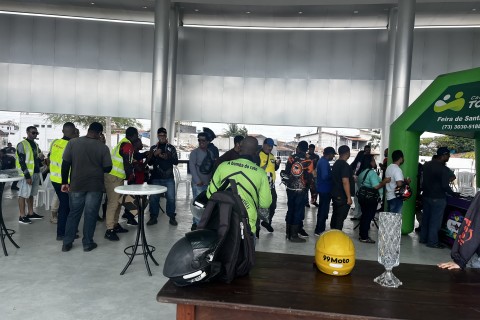Trânsito | Conscientização |   Prefeitura de Feira promove encontro com motociclistas para conscientização no trânsito