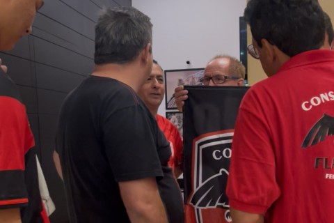 Feira de Santana | Visita do Galinho | Zico é recebido com festa em Feira de Santana durante lançamento do seu café e palestra motivacional