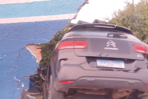 Trânsito | Acidentes | Três acidentes de trânsito são registrados em Feira de Santana na manhã desta sexta