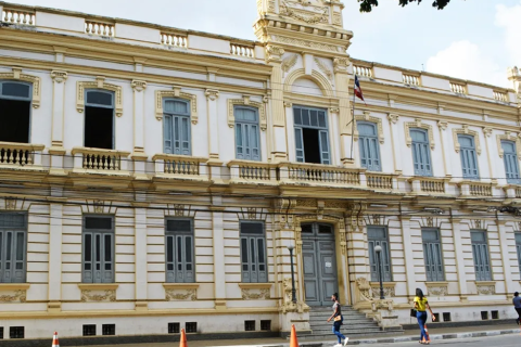 Feira de Santana / São João 2025 / São João 2025: confira o funcionamento das repartições públicas em Feira de Santana