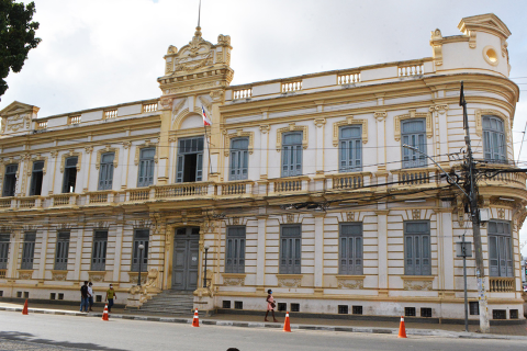 Feira de Santana | 192 anos| Aniversário de Feira de Santana: veja o que abre e fecha nesta quinta (18)