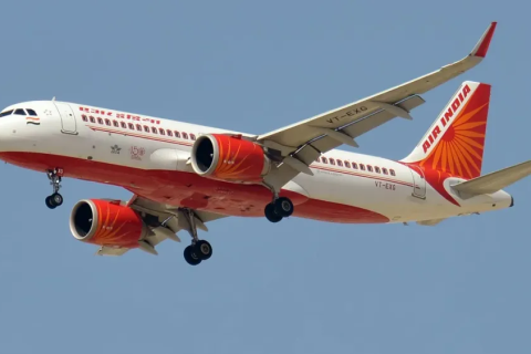 Mundo | Acidente Aéreo |  Avião com mais de 240 passageiros cai após decolagem na Índia
