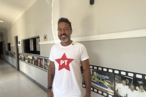 Deivyd Bacelar | Câmara de Feira de Santana | Deivyd Bacelar afirma que dois vereadores ofereceram apoio eleitoral em troca de votos e critica reação da Câmara de Feira