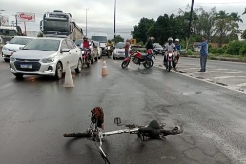 Feira de Santana / Acidente / Idoso é atropelado na BR 116 norte próximo ao viaduto Miraldo Gomes no bairro Cidade Nova