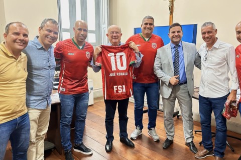 Esporte / Inclusão social / FSA Social firma parceria com a Prefeitura para beneficiar 1.200 crianças em Feira de Santana