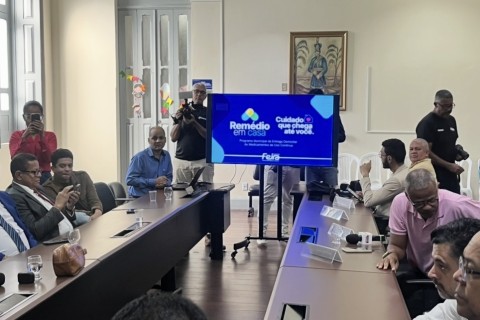 Remédio em Casa | Saúde Pública |   Prefeitura de Feira lança programa Remédio em Casa para entregar medicamentos de uso contínuo a idosos e pacientes acamados