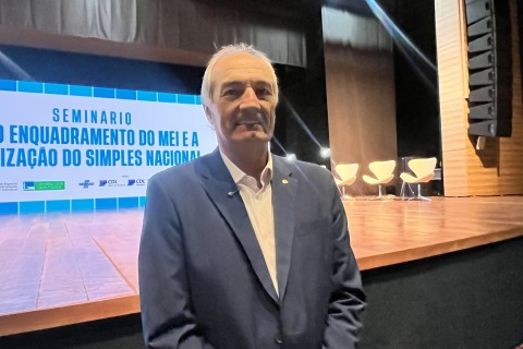 MEI | Simples Nacional | Lideranças empresariais defendem atualização do MEI e do Simples Nacional em seminário realizado em Feira de Santana