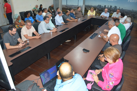 Micareta de Feira | Arrastão | Entidades de classe pedem o fim do “Arrastão” na Micareta de Feira de Santana a partir de 2026