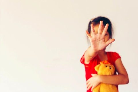 Direitos humanos / Exploração infantil / Denúncias de abuso e exploração sexual infantil crescem 195% nos últimos 4 anos