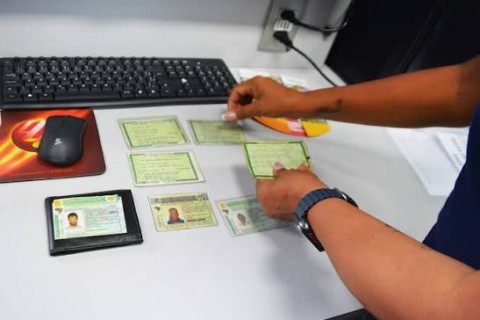 Feira de Santana | Achados e perdidos | Prefeitura reforça funcionamento do setor de Achados e Perdidos em Feira de Santana