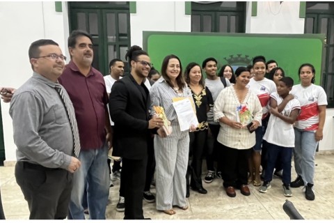Educação pública | Tempo integral | Diretor do NTE afirma que Estado não pretende fechar Colégio Georgina e promete avançar em melhorias estruturais