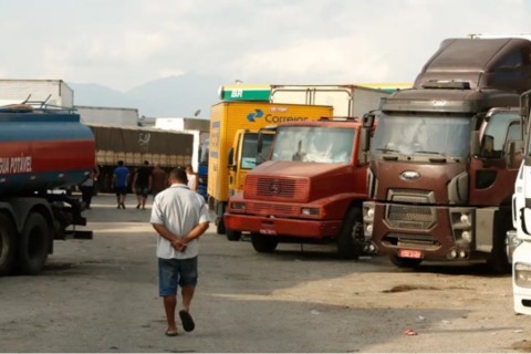 Caminhoneiros | Saúde mental | Levantamento aponta que 20% dos caminhoneiros apresentam problemas psicológicos