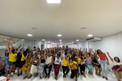 Educação | Mobilização | Professores da rede municipal aprovam paralisação e ampliam mobilização em Feira de Santana