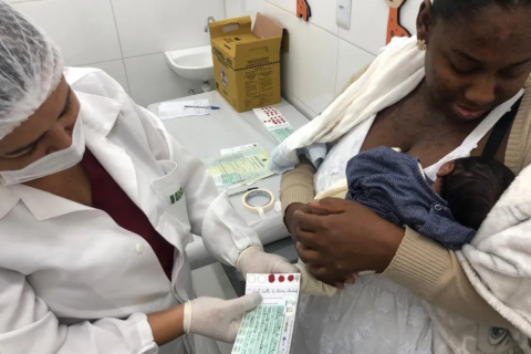 Feira de Santana / Teste do Pezinho / Dia Nacional do Teste do Pezinho: Prefeitura de Feira reforça importância do exame e registra aumento de 35% na realização