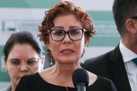Política / Condenação / STF condena Carla Zambelli a 10 anos de prisão por invasão ao sistema do CNJ