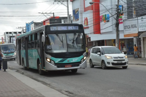 Feira de Santana / Greve / Rodoviários aprovam acordo para evitar greve em Feira de Santana