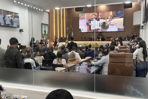 Bolsa Permanência | EJA | Câmara aprova Bolsa Permanência de R$ 200 para alunos da EJA em Feira de Santana