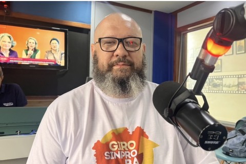 Professores | Educação privada | Professores da rede privada enfrentam salários baixos e sobrecarga, aponta sindicato durante visita a Feira de Santana