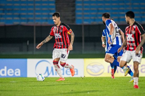 Esporte / Vitória vence o Cerro Largo fora de casa e se aproxima de classificação na Sul-Americana