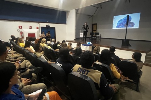 Segurança Viária | Violência no trânsito | Fórum debate violência no trânsito e alerta para superlotação do Hospital Clériston Andrade