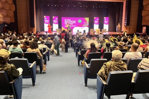 Cultura Viva | Lei Rouanet | Teia da Cultura reforça rede de pontos na Bahia e ministra nega uso da Lei Rouanet no Carnaval