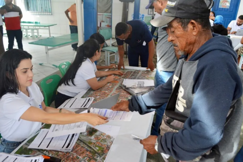 Feira de Santana | Regularização Fundiária | Feira de Santana cadastra 238 imóveis em mutirão de regularização fundiária