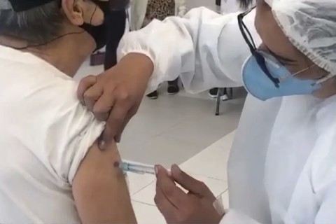 Ministério da Saúde | Vacinação covid-19 | Ministério da Saúde envia 2,2 milhões de doses da vacina contra covid-19 aos estados